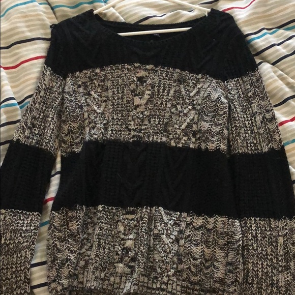 GAP Sweaters - Gap knit sweater